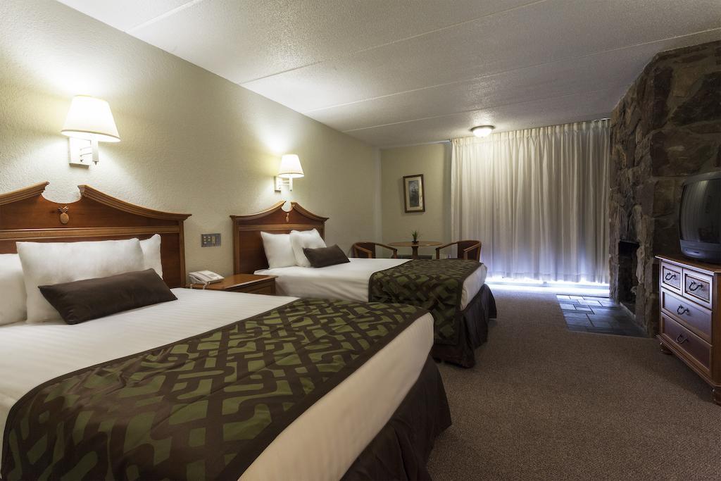 Four Seasons Motor Lodge Гатлинбург Номер фото