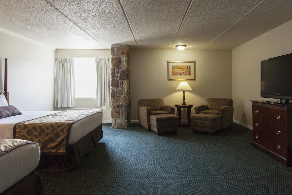 Four Seasons Motor Lodge Гатлинбург Номер фото