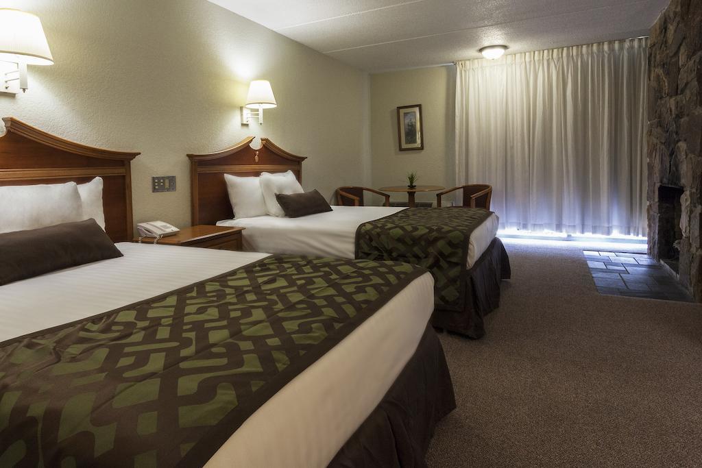 Four Seasons Motor Lodge Гатлинбург Экстерьер фото